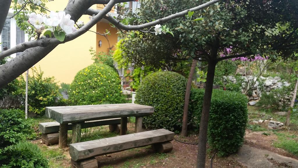 Holiday Home Arboretum Šibenik Kültér fotó