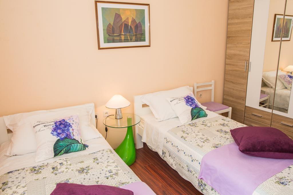 Holiday Home Arboretum Šibenik Kültér fotó
